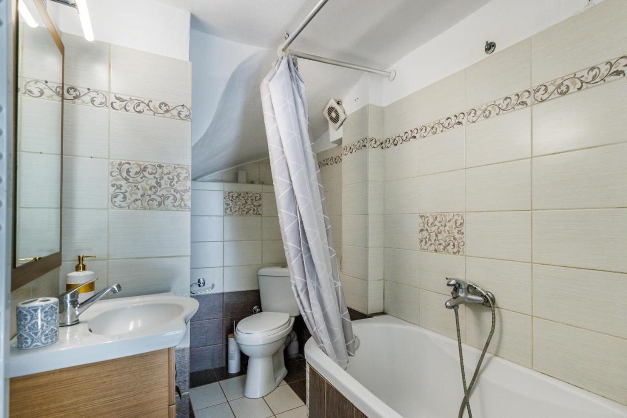 Petradi Town Apartment Skopelos Dış mekan fotoğraf