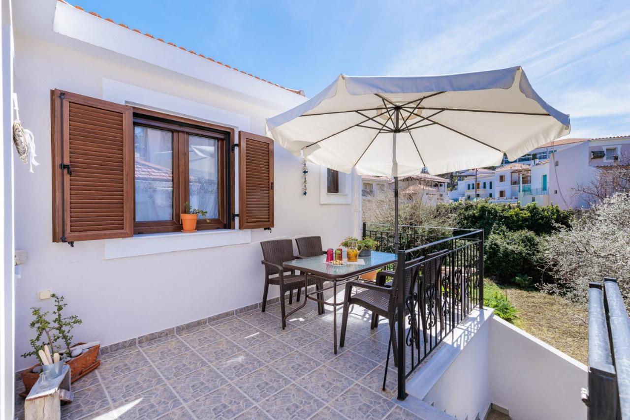 Petradi Town Apartment Skopelos Dış mekan fotoğraf